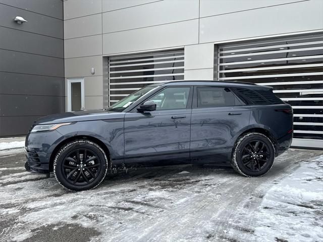 2025 Land Rover Range Rover Velar Dynamic SE