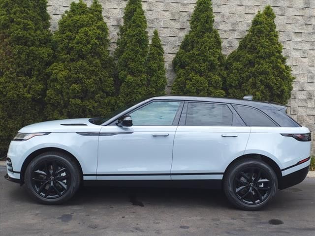 2025 Land Rover Range Rover Velar Dynamic SE