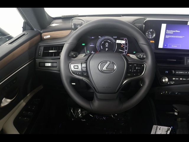 2025 Lexus ES 300h