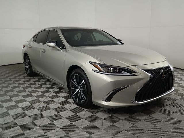 2025 Lexus ES 300h