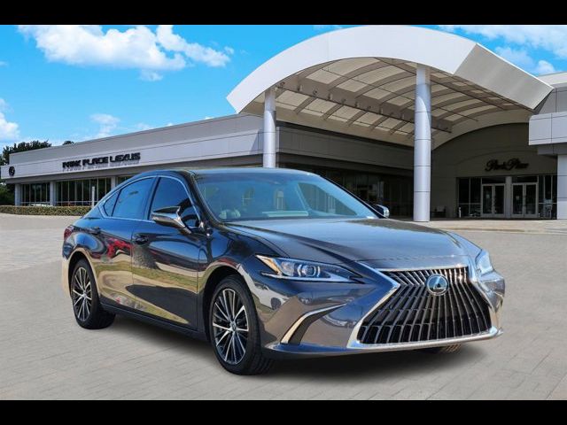 2025 Lexus ES 300h