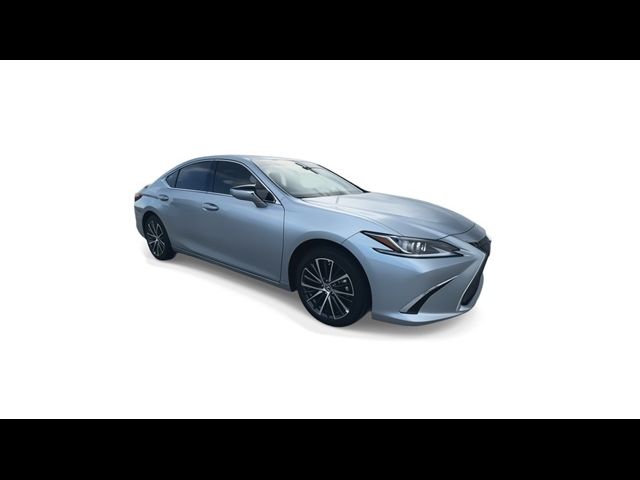 2025 Lexus ES 300h