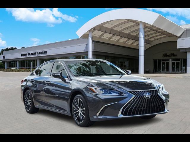 2025 Lexus ES 300h