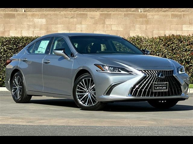 2025 Lexus ES 300h