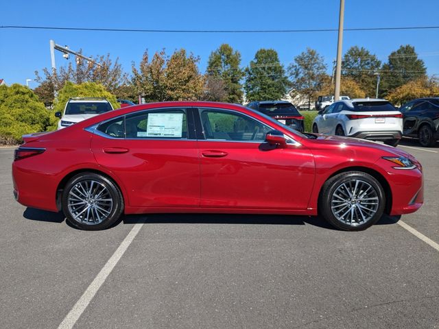 2025 Lexus ES 300h