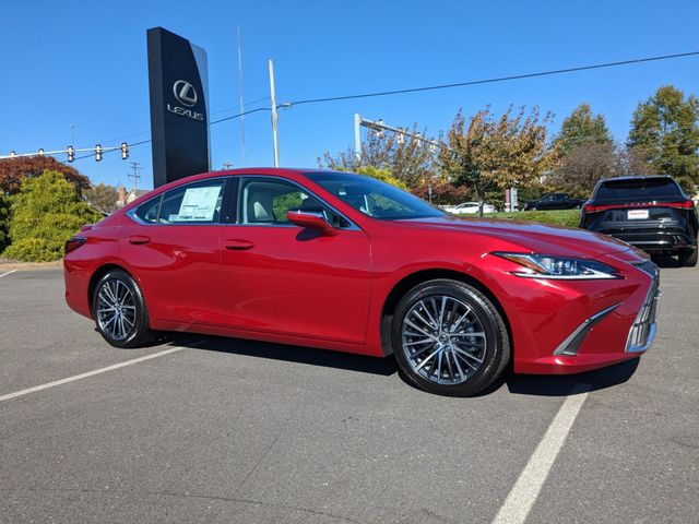 2025 Lexus ES 300h