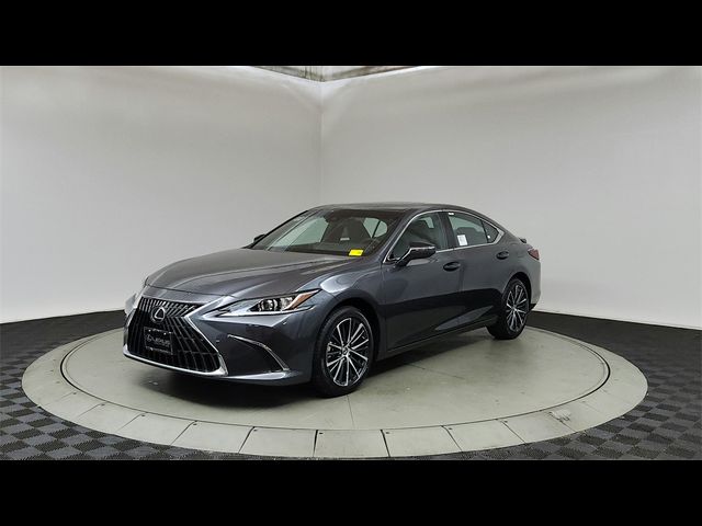 2025 Lexus ES 300h