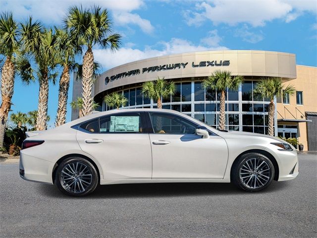 2025 Lexus ES 300h