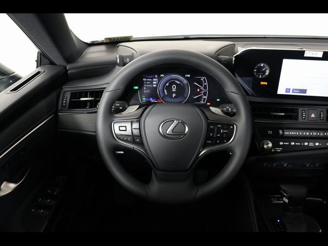 2025 Lexus ES 300h