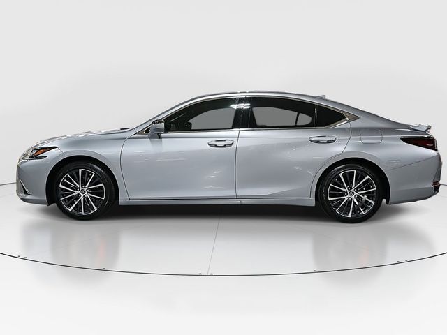 2025 Lexus ES 300h