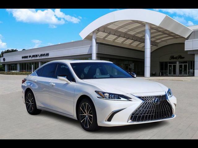 2025 Lexus ES 300h