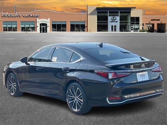 2025 Lexus ES 300h