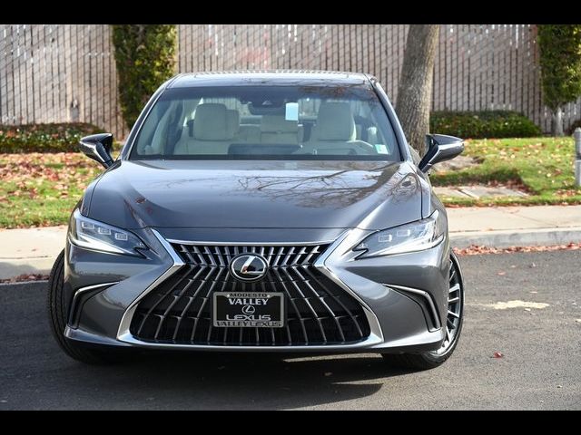 2025 Lexus ES 300h