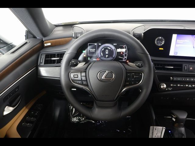 2025 Lexus ES 300h