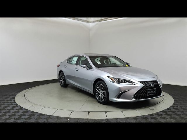 2025 Lexus ES 300h