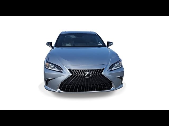 2025 Lexus ES 300h