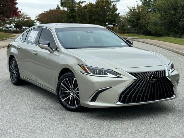 2025 Lexus ES 300h