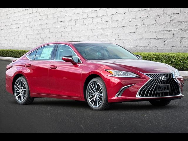 2025 Lexus ES 300h