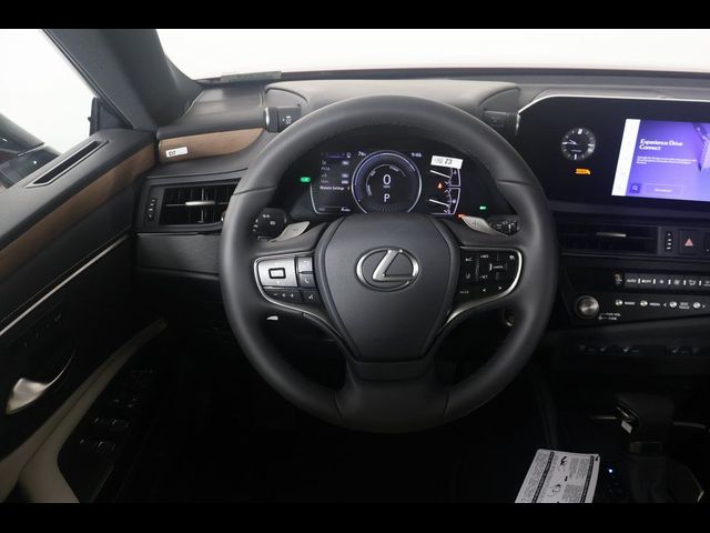 2025 Lexus ES 300h