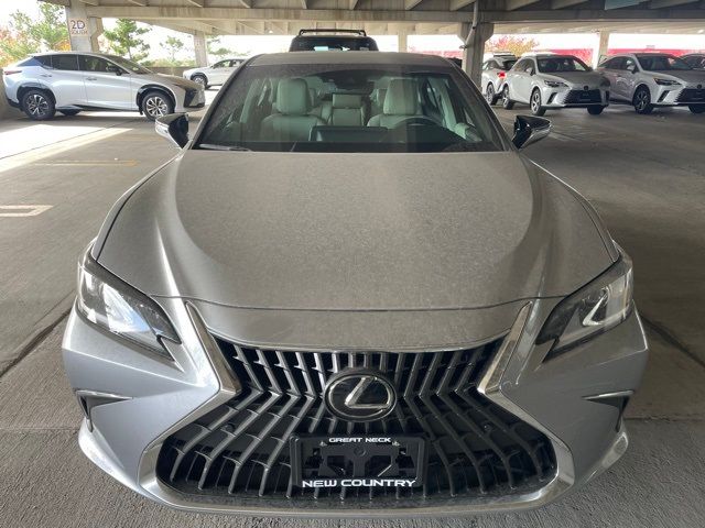 2025 Lexus ES 300h