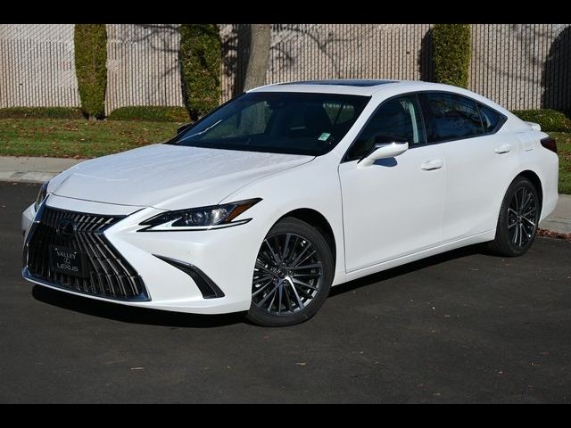 2025 Lexus ES 300h