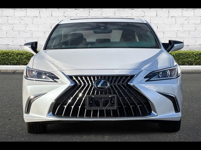 2025 Lexus ES 300h