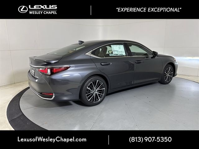 2025 Lexus ES 300h