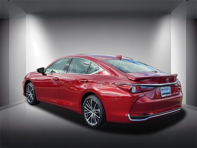 2025 Lexus ES 300h