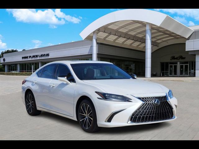 2025 Lexus ES 300h