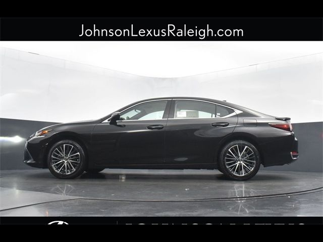 2025 Lexus ES 300h
