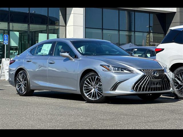 2025 Lexus ES 300h