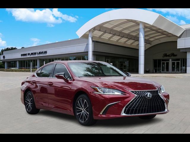 2025 Lexus ES 300h