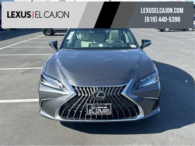 2025 Lexus ES 300h