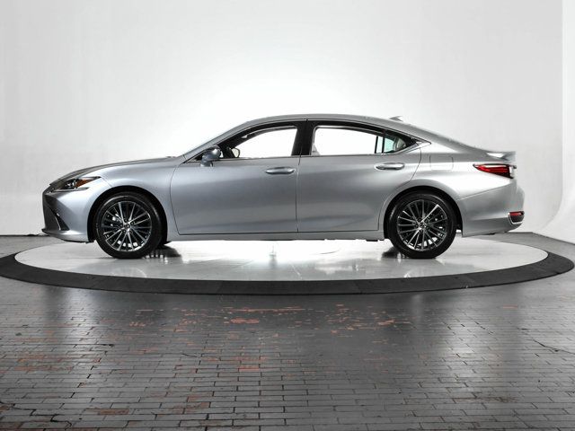 2025 Lexus ES 300h