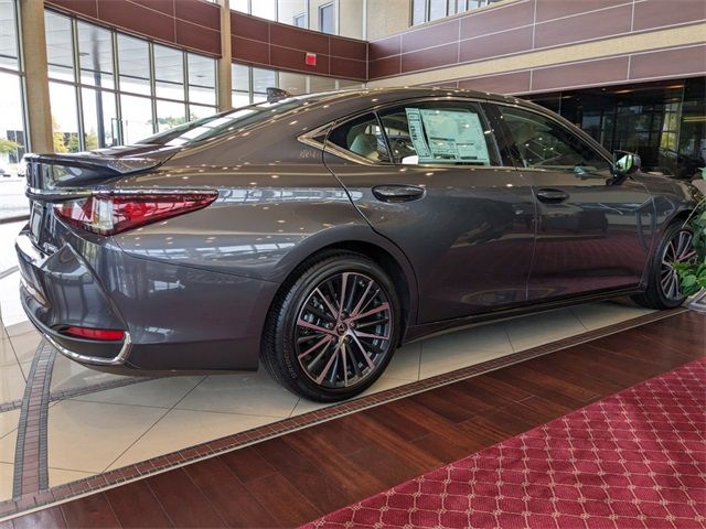 2025 Lexus ES 300h