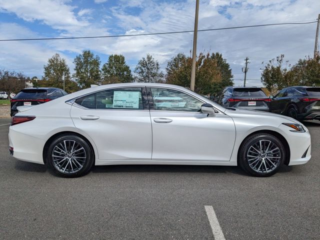 2025 Lexus ES 300h