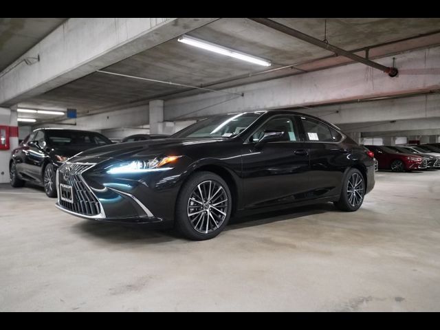 2025 Lexus ES 300h