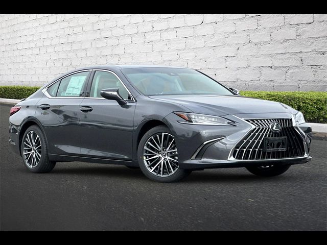 2025 Lexus ES 300h