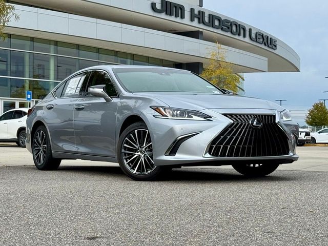 2025 Lexus ES 300h