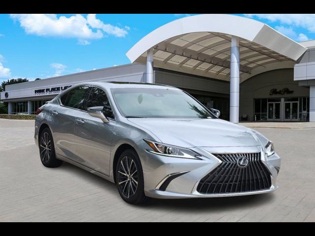 2025 Lexus ES 300h