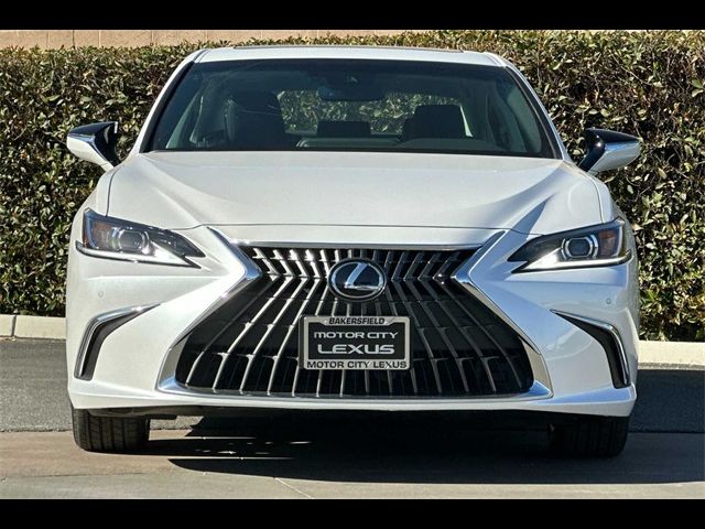 2025 Lexus ES 300h