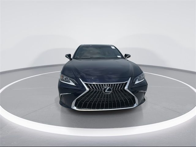 2025 Lexus ES 300h