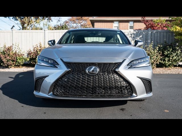 2025 Lexus ES 300h