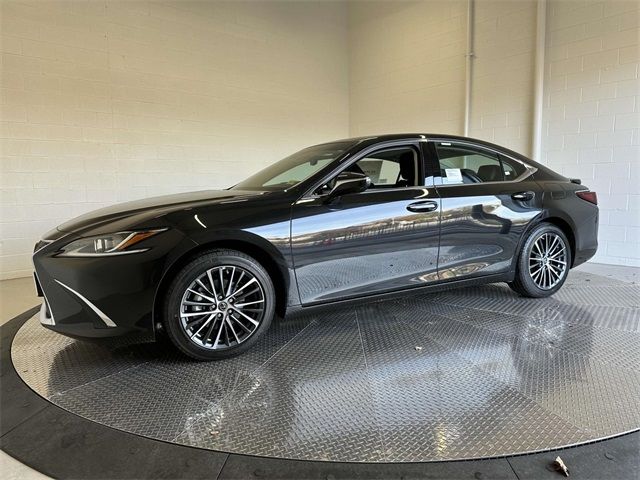 2025 Lexus ES 300h