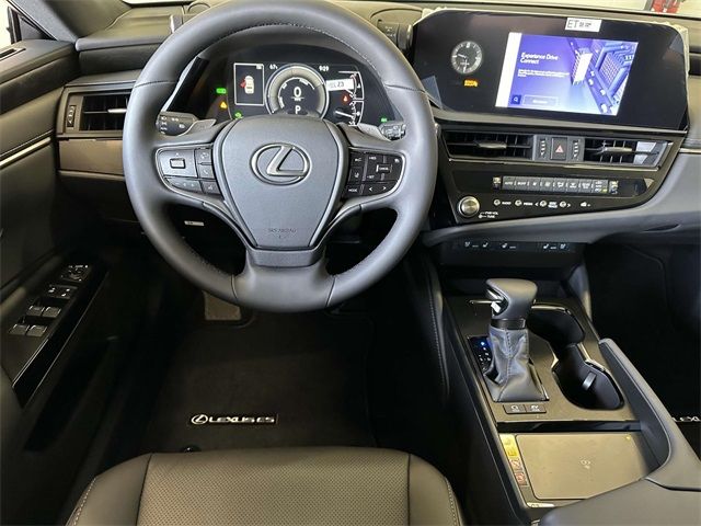 2025 Lexus ES 300h