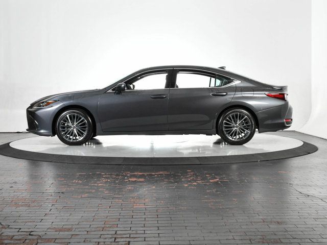 2025 Lexus ES 300h