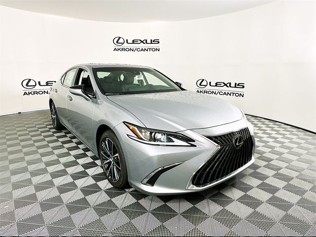 2025 Lexus ES 300h