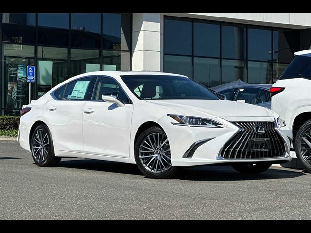 2025 Lexus ES 300h