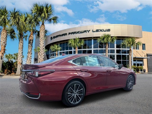 2025 Lexus ES 300h