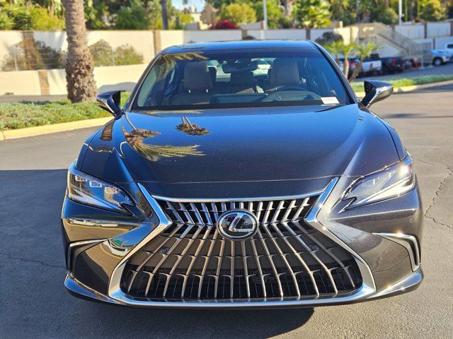 2025 Lexus ES 300h